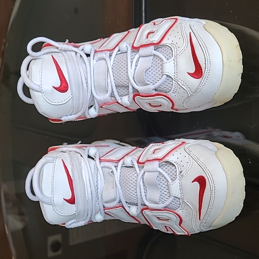 Nike Air More White Varsity Red Outline - 6.5 Youth